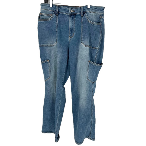 Judy Blue 90s Straight Cargo Jeans Womens 18W Blue High Rise Denim Medium Wash - Picture 1 of 9